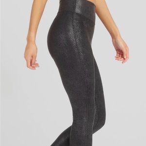 Spanx Faux Leather Snakeskin Print Leggings
